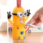 Dozator Pasta de Dinti cu Suport Pentru 2 Periute