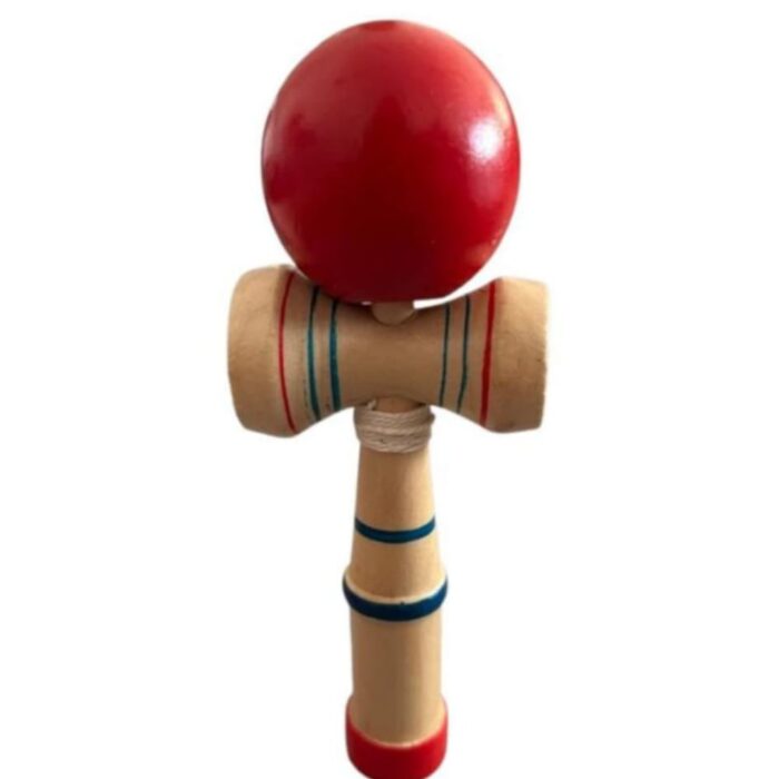 Kendama-japoneza-din-lemn-cu-bila-rosie-merimag.ro_