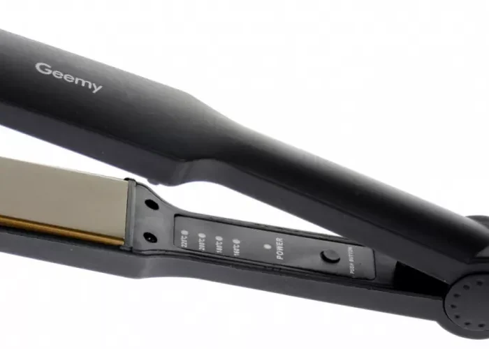 Placa-profesionala-pentru-indreptat-parul-160-220-grade-Geemy