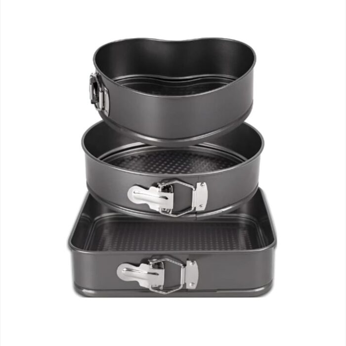 Set 3 tavi de prajituri, cu baza detasabila si forme diferite