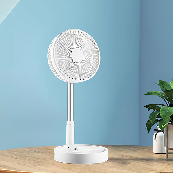 Ventilator-cu-picior-pentru-birou-brat-extensibil-USB-alb